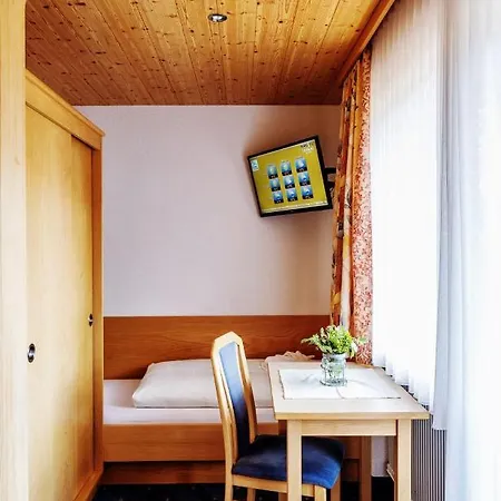 Uga Guest house