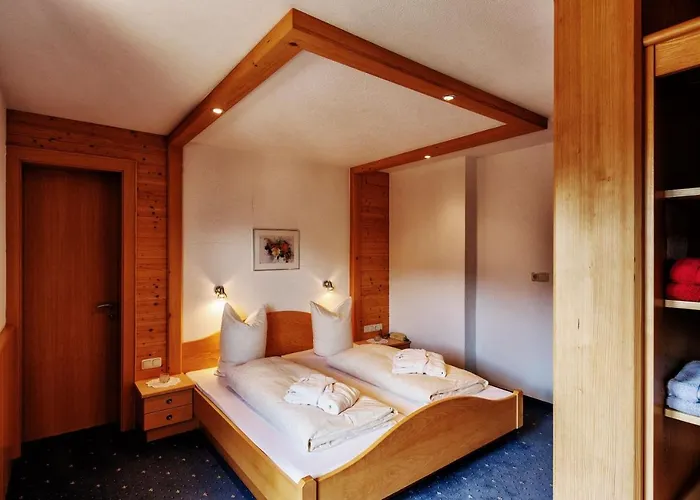 Uga Guest house Damuels